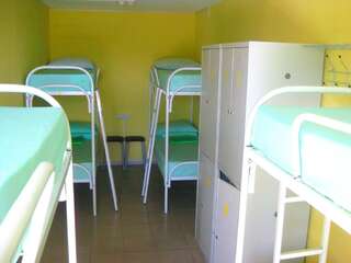 Гостиница Hostel Гость58 Пенза Спальное место на двухъярусной кровати в общем номере для женщин-1